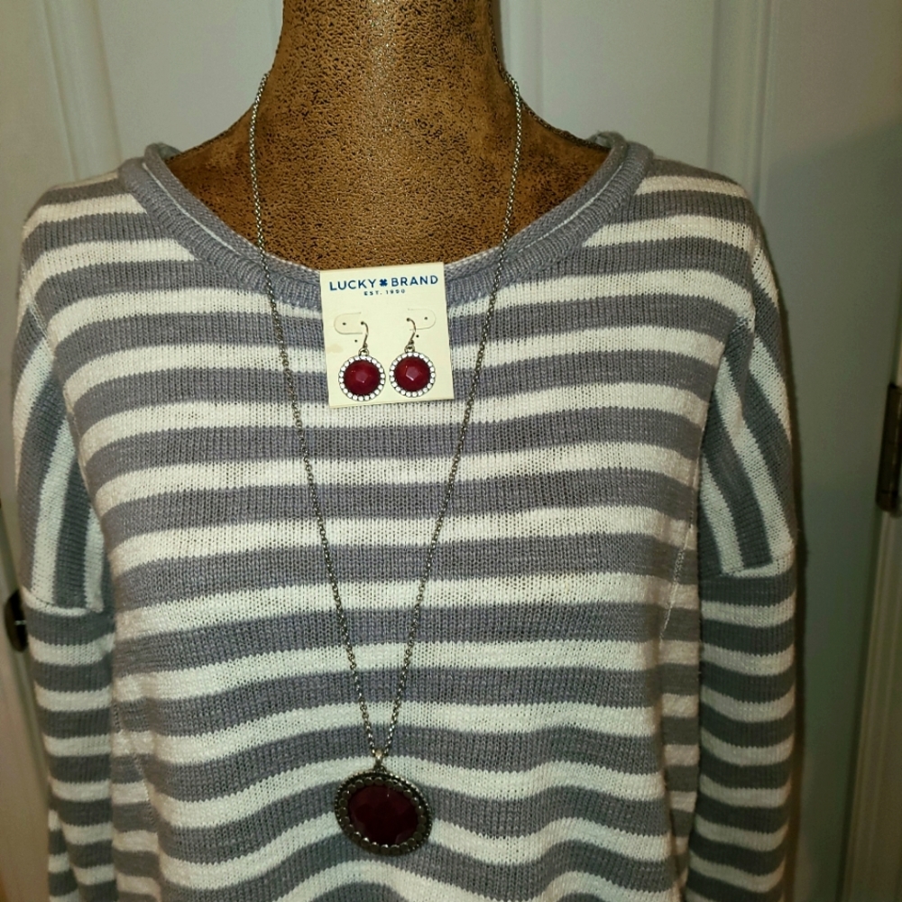 Lucky brand necklace & earrings